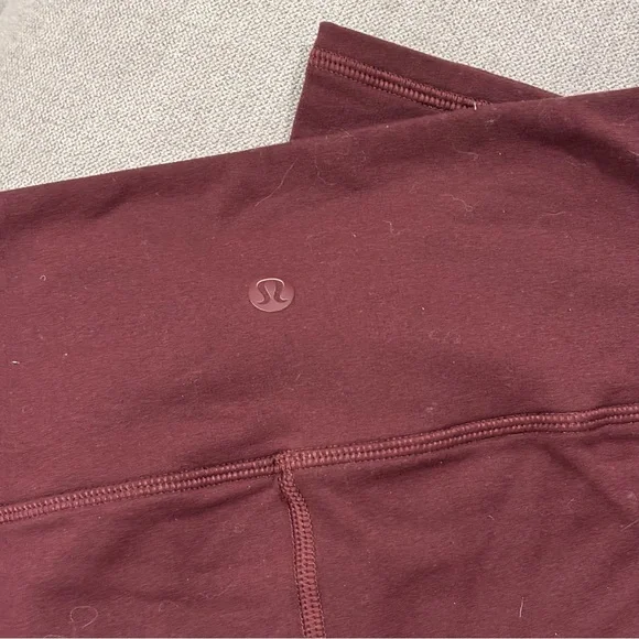 Lululemon Capri Burgundy Leggings Womens U.S. 6 - Picture 2 of 4